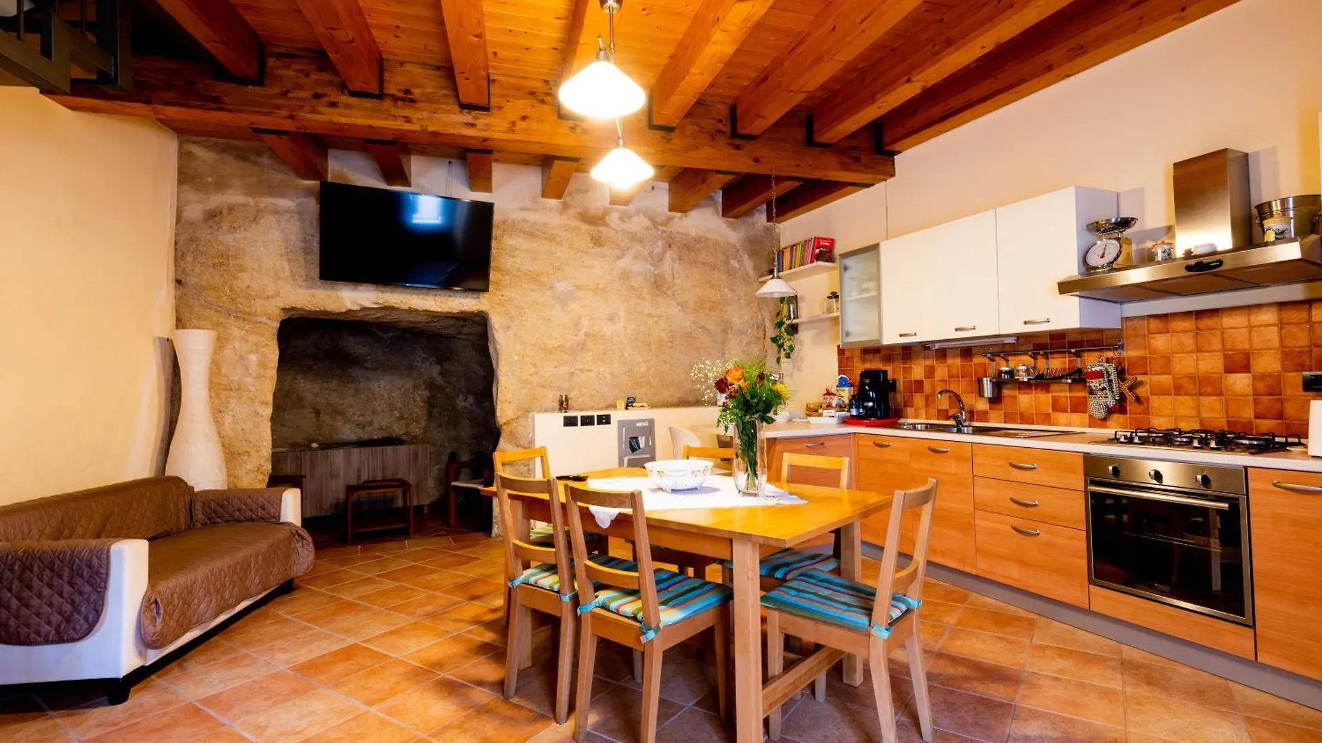 Villa Domus Teja Agira Italia
