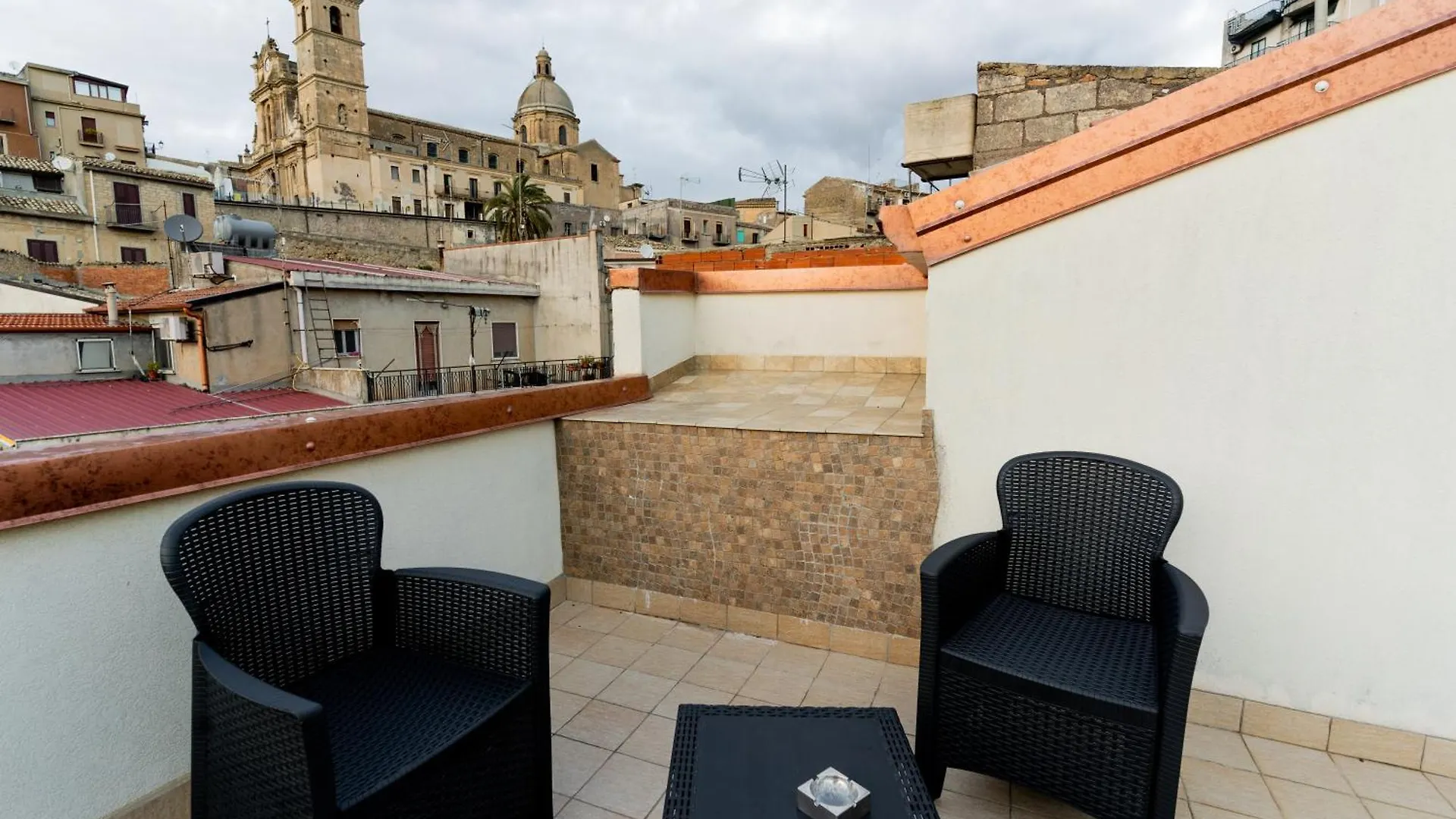 Villa Domus Teja Agira 0*,